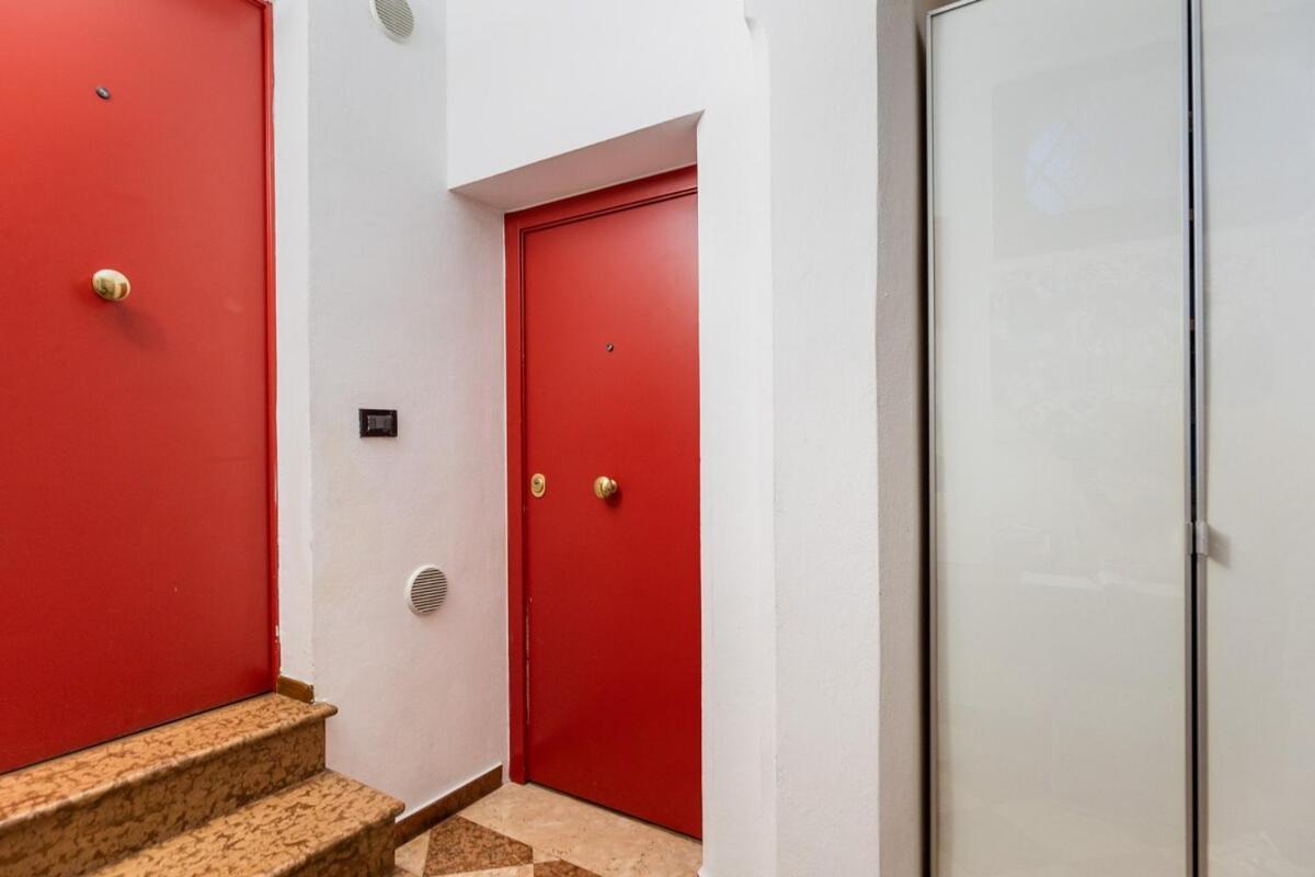 Apartmán Monolocale Sui Tetti Di Bologna - Via Indipendenza Exteriér fotografie