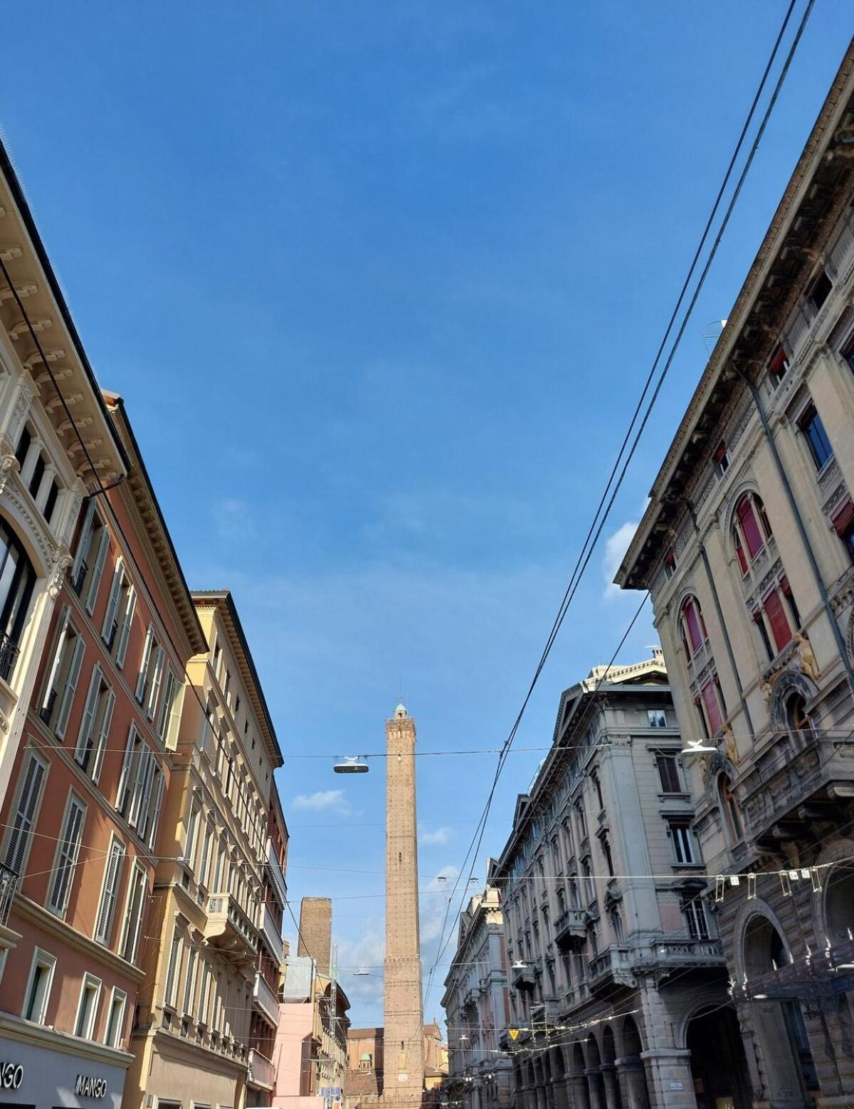 Apartmán Monolocale Sui Tetti Di Bologna - Via Indipendenza Exteriér fotografie