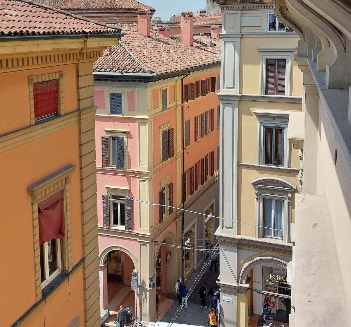 Apartmán Monolocale Sui Tetti Di Bologna - Via Indipendenza Exteriér fotografie