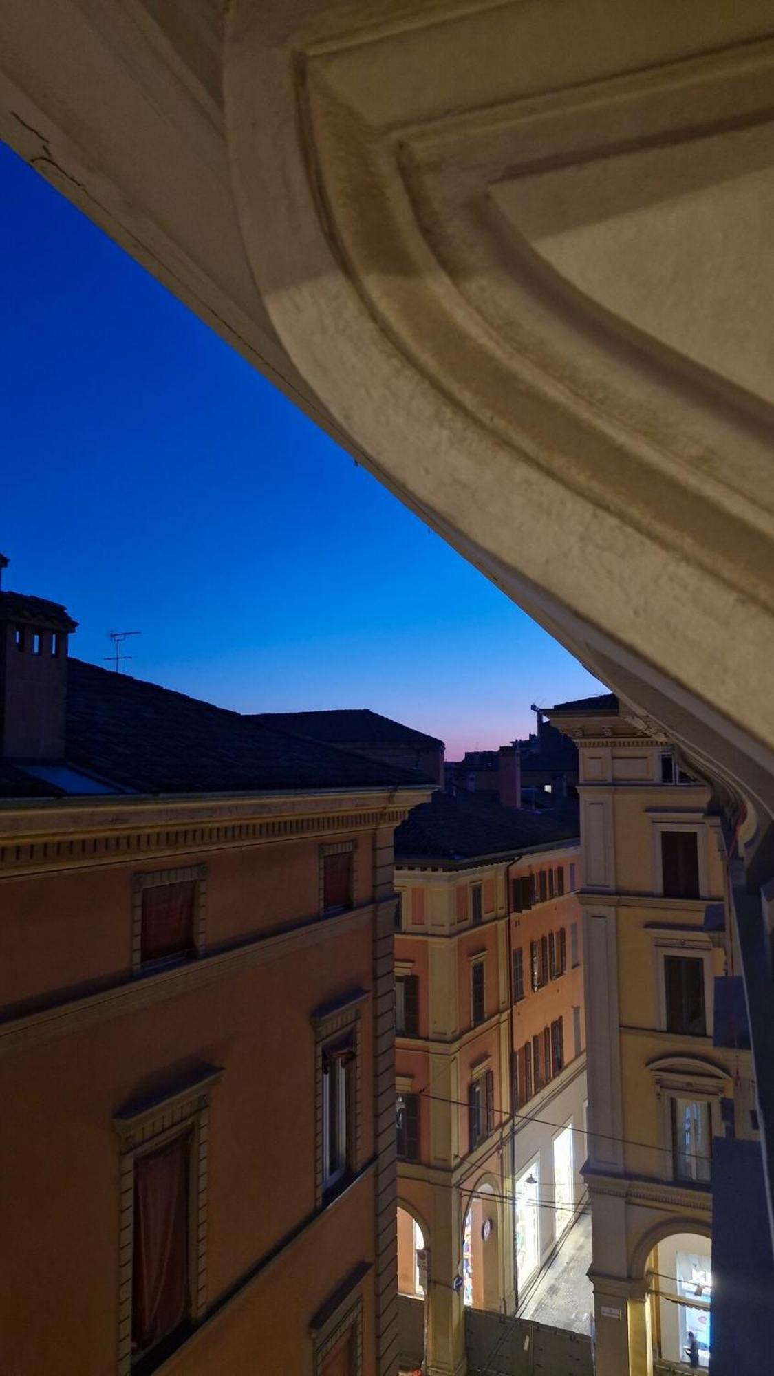 Apartmán Monolocale Sui Tetti Di Bologna - Via Indipendenza Exteriér fotografie