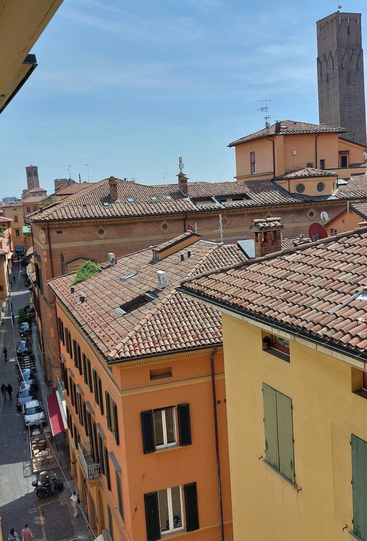 Apartmán Monolocale Sui Tetti Di Bologna - Via Indipendenza Exteriér fotografie